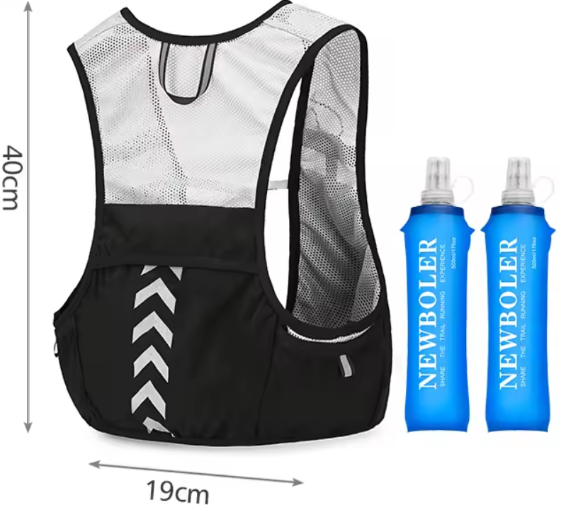 StepImpulse™ Trail vest 5L 100 with a water bottle