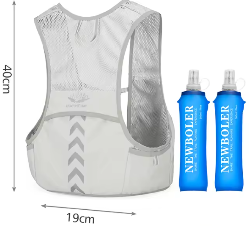 StepImpulse™ Trail vest 5L 100 with a water bottle